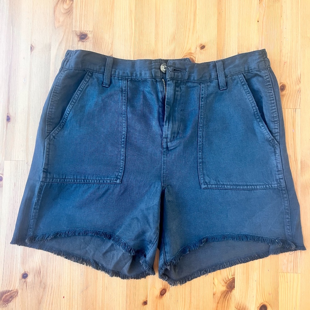 Arie Black Shorts